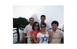 巧石争妍，，，，，，，奇松林立-始信峰